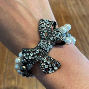 Beautiful sparkle bow Bracelet